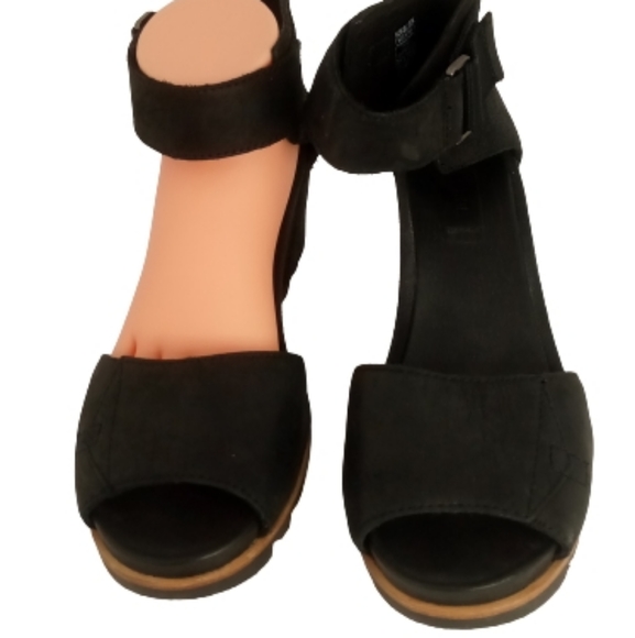 Sorel Shoes - Sorel Joanie Sandals black wedges Women's size 9.5